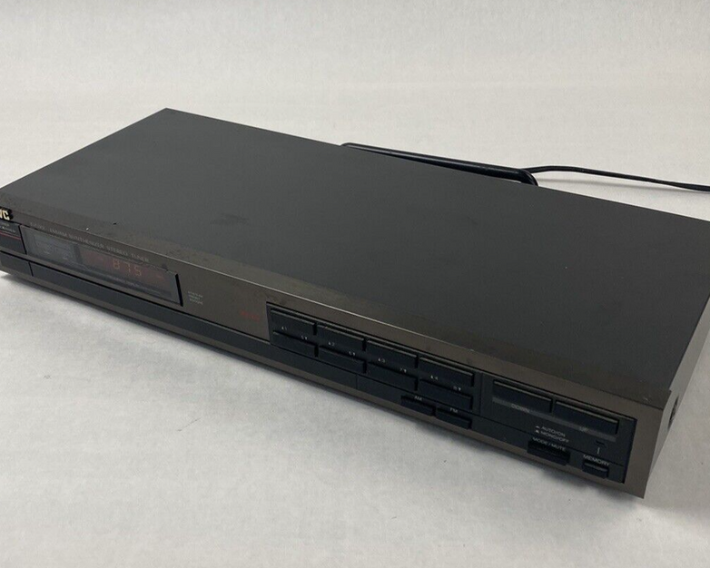 JVC T-GX2 FM/AM Synthesizer Stereo Tuner Power Tested
