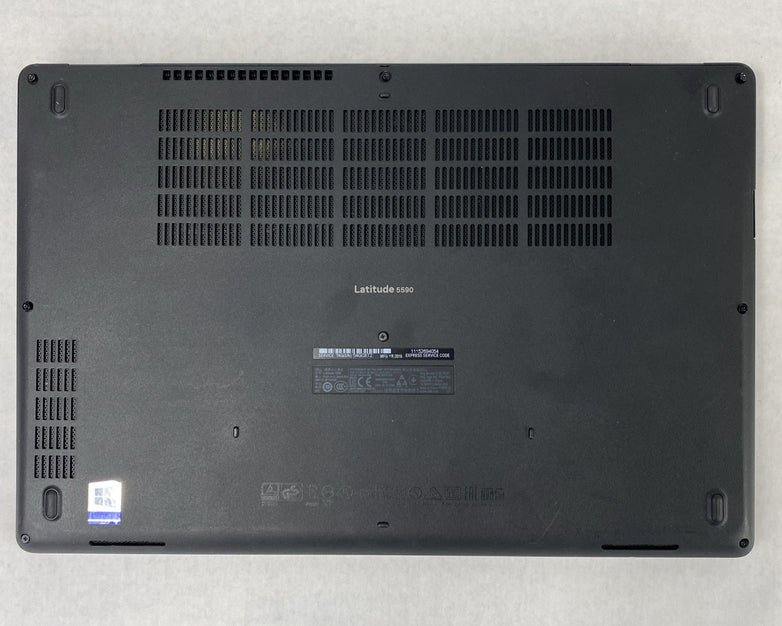 Dell Latitude 5590 Intel Core i5-7300U 2.60 GHz 8 GB RAM 15.6" No HDD No OS
