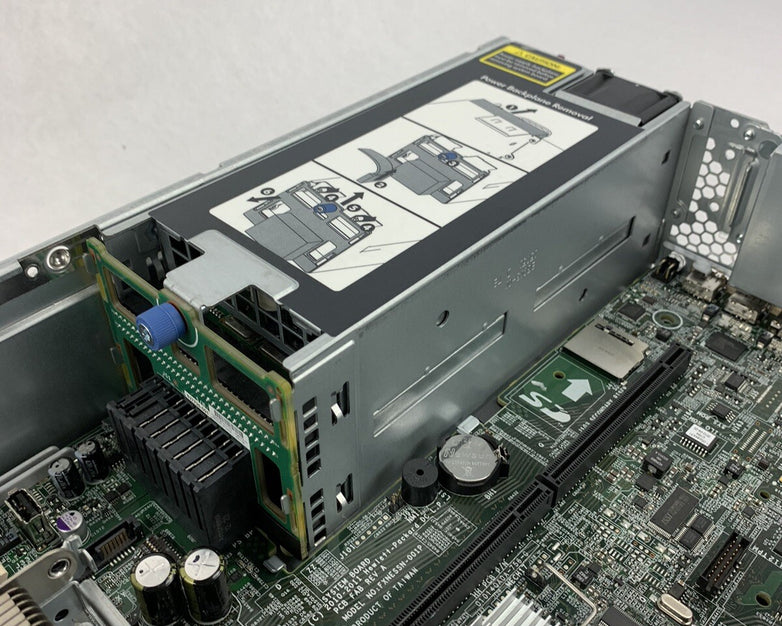 HP ProLiant DL380p Gen 8 2x E5-2609 2.4 GHz 32 GB RAM NO HDD NO OS