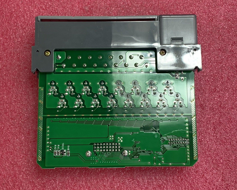 Allen-Bradly SLC 500 Output Module 1746-0V16