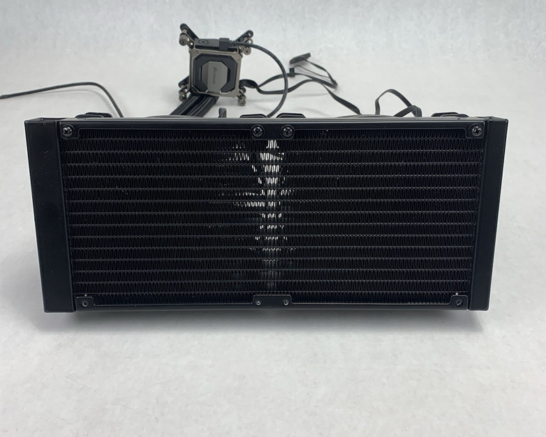 Corsair Hydro Series CW-9060026-WW Liquid Cooler Radiator w/ Fans