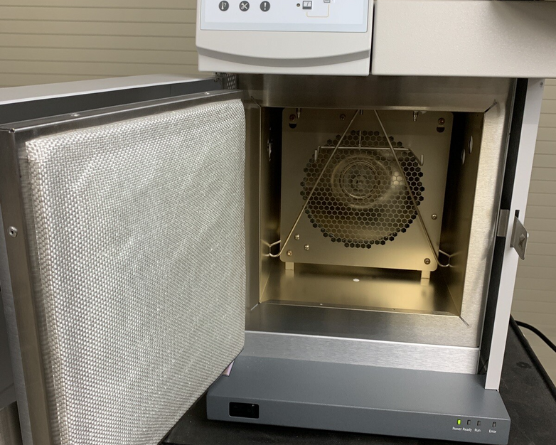 Bruker 430-GC Gas Chromatograph w/ Varian CP8400 Autosampler Powers Tested