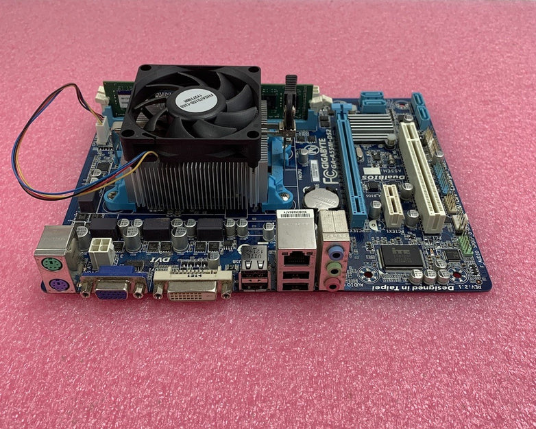 Gigabyte GA-A55M-DS2 Motherboard AMD A6-3670 2.7GHz 4GB RAM w/ Shield