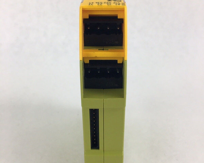 PILZ PNOZ s4 24VDC 3 n/o 1 n/c 750104 Untested