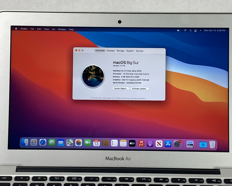 Apple MacBook Air A1465 2015 11" 1.6Ghz i5 4GB RAM 120GB SSD os11.7.1 706 Cycles