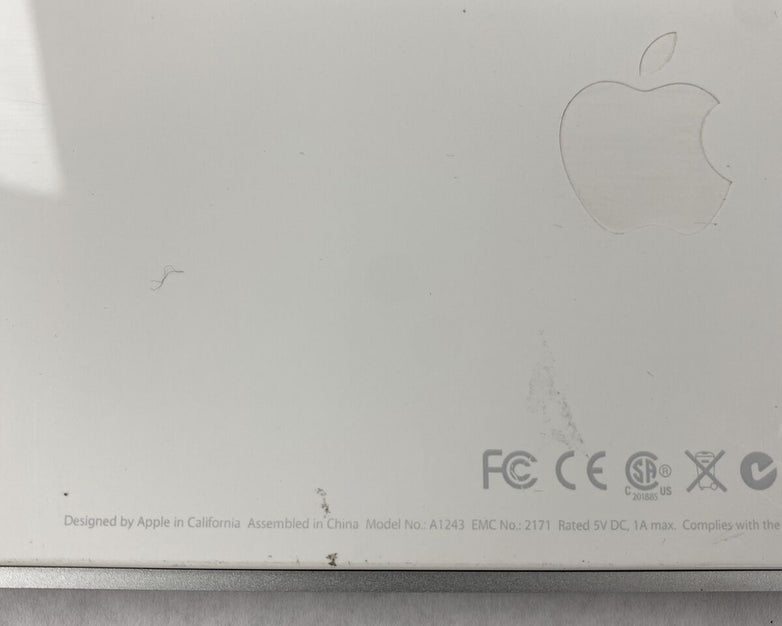 FLAWED Apple A1243 Wired USB MB110LL/A White Keyboard (Lot of 5)