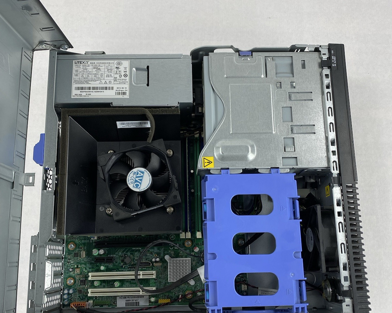 Lenovo ThinkCentre M82 SFF Intel Core i3-3220 3.30GHz 8GB RAM No HDD No OS