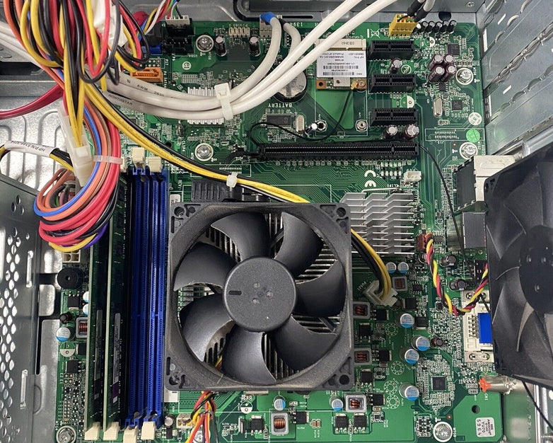 HP Pavilion P6720F MT Phenom II X4 890T 2.90GHz 4GB RAM No HDD No OS