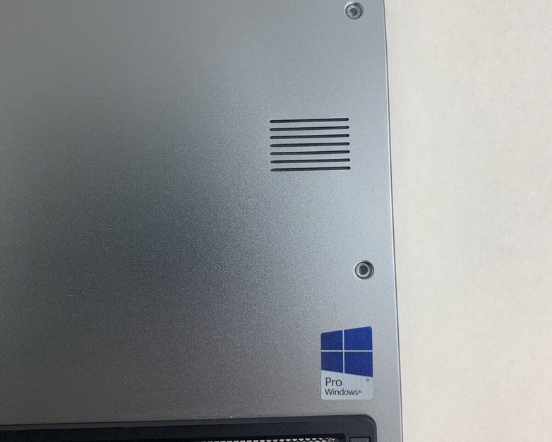 Alienware 17 R4 P31E001 2016 Keyboard Bottom Cover Only No Screws