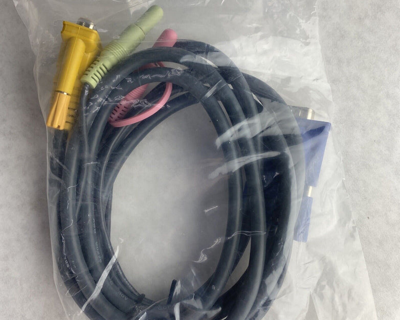 KVM Switch Cable (VGA) to VGA + Speaker + Microphone