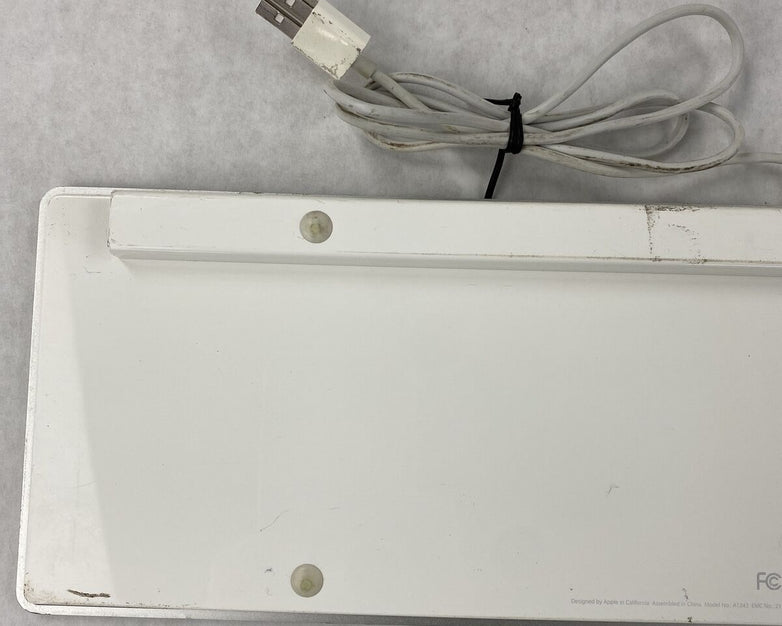 FLAWED Apple A1243 Wired USB MB110LL/A White Keyboard (Lot of 5)