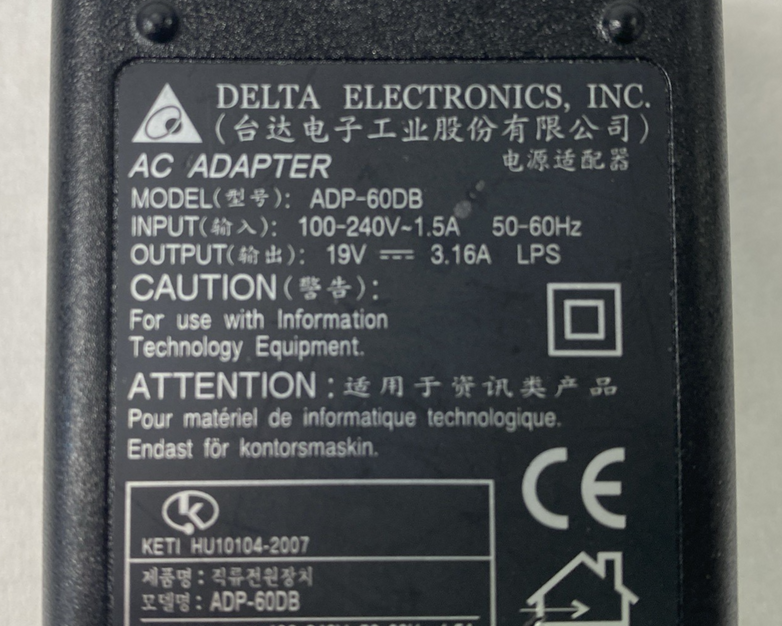 Delta Electronics ADP-60B 60W 19V 3.16A AC Adapters (Lot of 6)