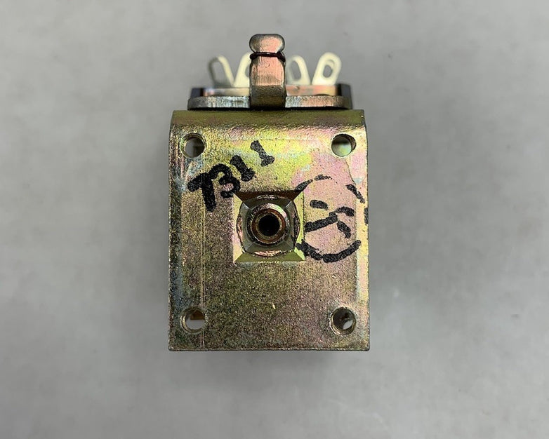 Hart-Advance 12 AC 1152C10 Relays and Solenoids