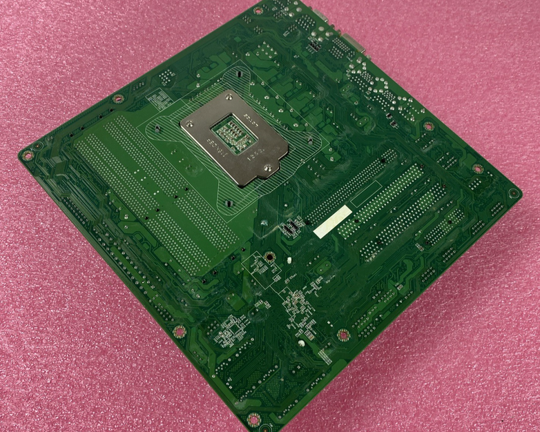 Intel MB331 Motherboard Intel Core i5-3550 3.30GHz 2GB RAM w/ Shield