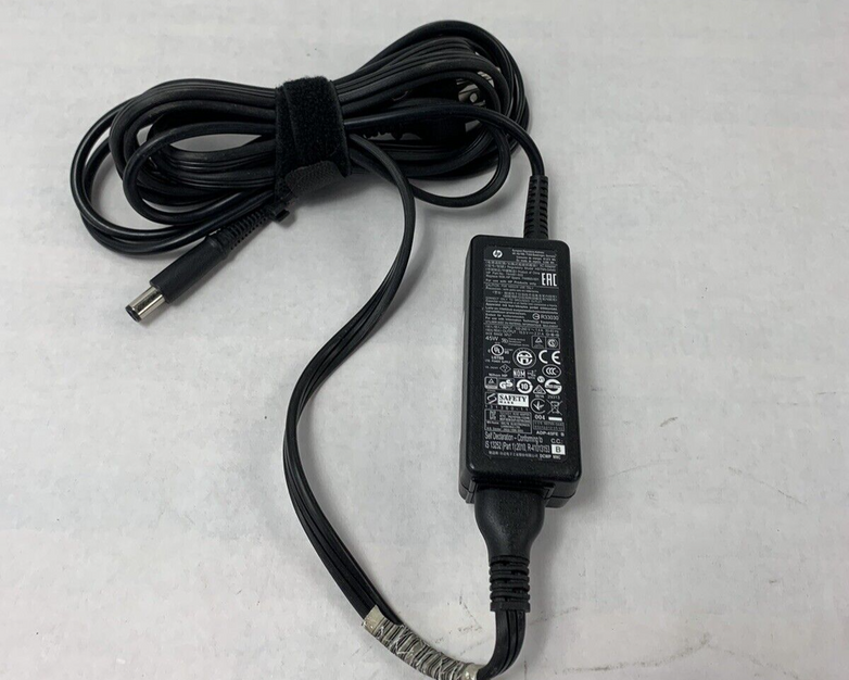 Lot of 2 HP AC Adapter 608425 and 744481-003