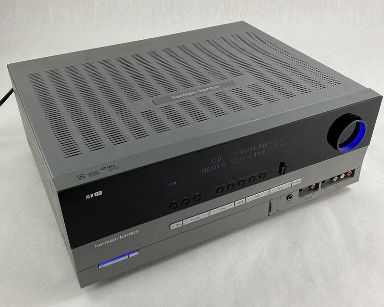 For Parts or Repair Harman Kardon AVR 145 AV Surround Receiver No Remote