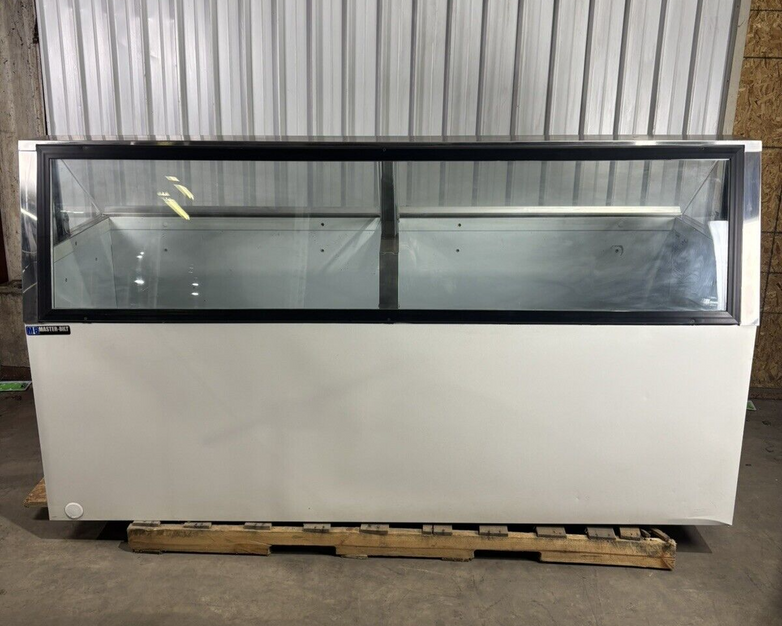 Master-Bilt DD-88L Ice Cream Dipping Display Station Freezer No Compressor
