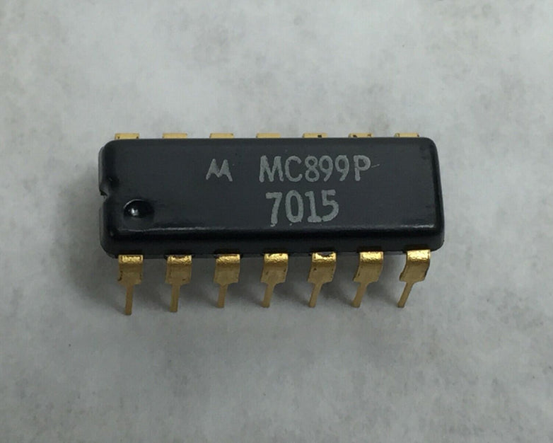 Motorola MC899P 14 Pin Gold Dip IC (Lot of 5)