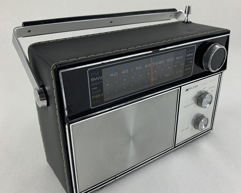 Midland 10-544 Multi Band Vintage Radio Powers On