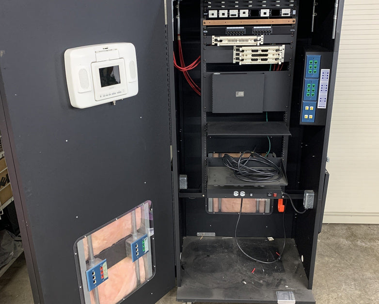 Heathkit TelCom Technology Rack 390-4432