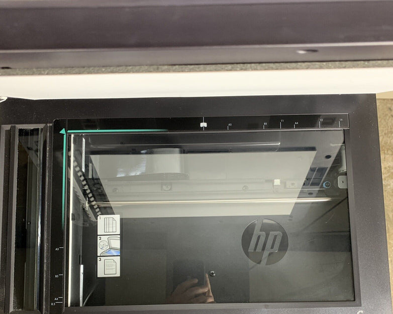 HP LaserJet Enterprise Flow MFP M680 Color Printer CZ250A Tested Bad Clip In Top