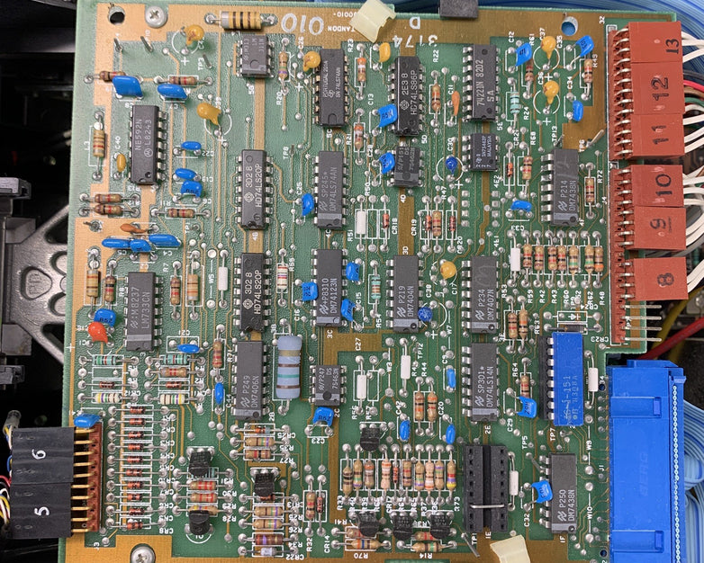 IBM 5150 Personal Computer Desktop Computer Boots to Parity Check 1 No HDD No OS