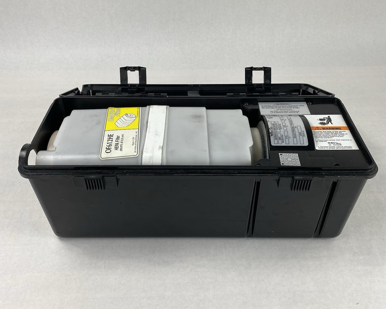 3M Model 497 Portable Electronics Service Vacuum No Power Cord No Attachments