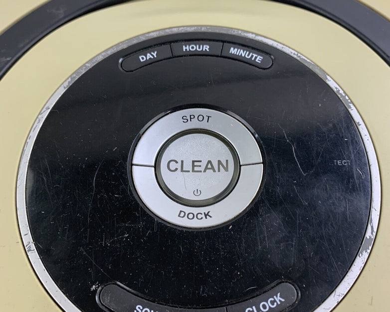 iRobot Roomba 560 Electric Vacuum Cleaner For Parts and Repair