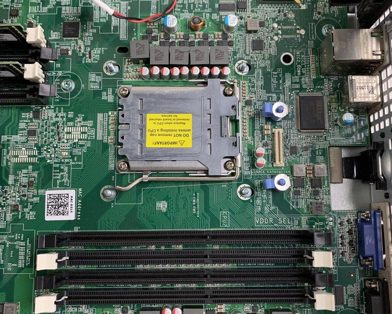 Dell PowerEdge R515 Server 1x AMD Opteron 4122 2.2 GHz 16 GB RAM No HDD No OS