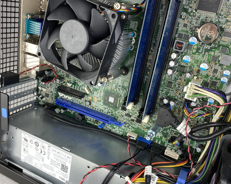 Dell OptiPlex 7020 SFF Intel Core i5-4590 3.30GHz 4GB RAM DVDRW No HDD OS READ