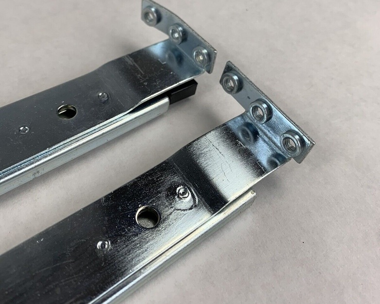 Dell 0J7817 Power Edge Rack Rail Kit