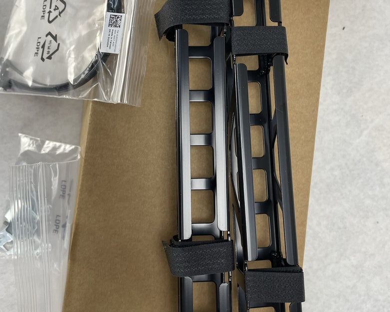 Dell PowerEdge Mounting Rack Rail Kit RCKRL,CMA,SPR,1U DP/N 0TYYJN