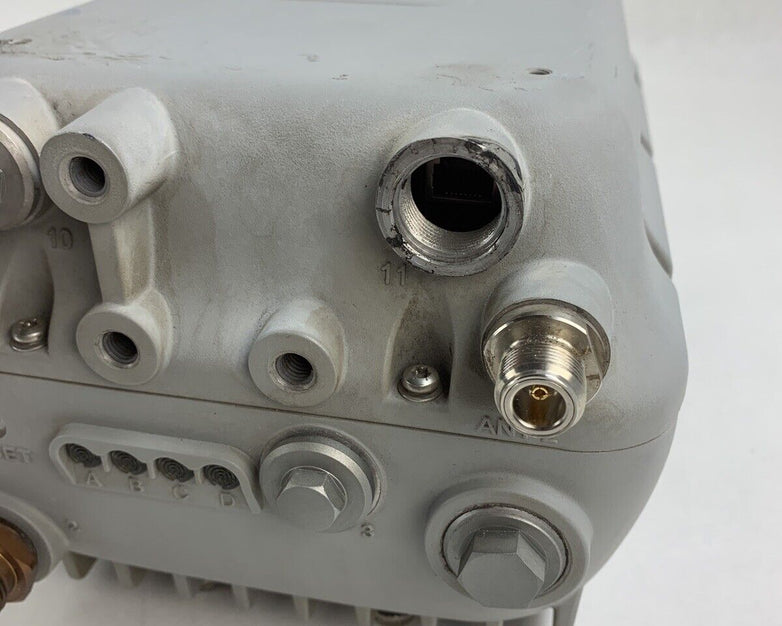 Cisco AIR-AP1572EAC-B-K9 Aironet Outdoor Access Point Missing Screws and Covers
