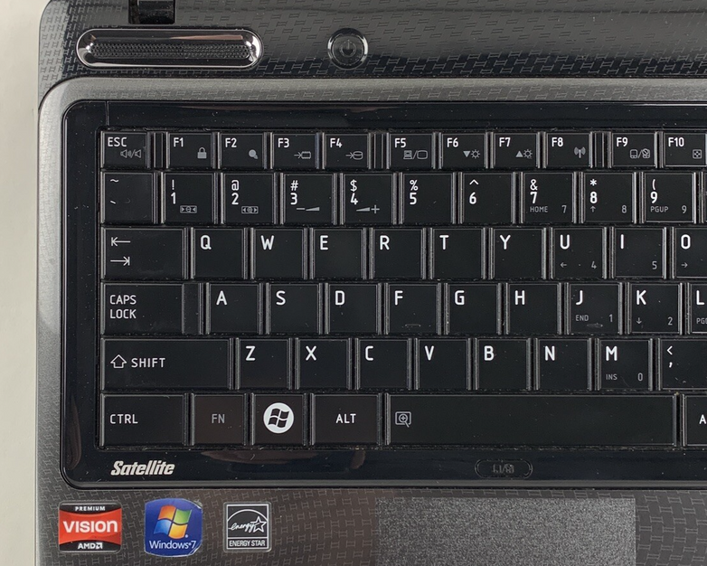 Toshiba Satellite L645D-S4030 14" Turion II 2.3 GHz 4 GB Ram No OS No HDD No AC