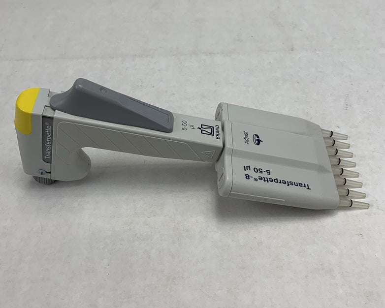 BrandTech Transferpette -8 5-50 µL 8 Channel Adjustable Pipette