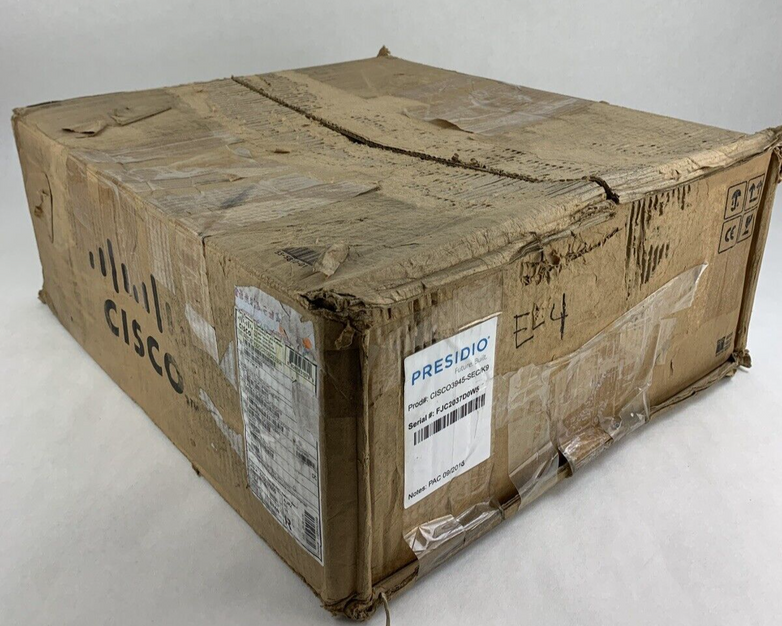 Cisco CISCO3945-SEC/K9 Security Router Bundle Box Opened