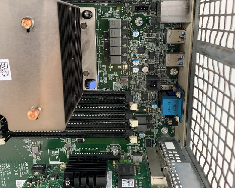 Dell PowerEdge T640 Tower Server 2x Gold 6125 2.6 GHz 64 GB Ram No OS No HDD