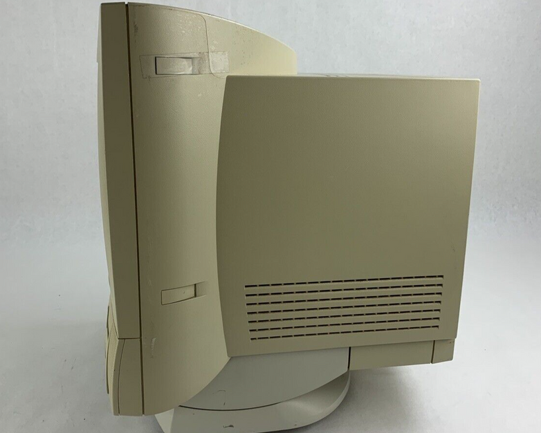 Power Macintosh 5200/75LC PowerPC Computer Power PC 603 75 Mhz Ram No OS No HDD