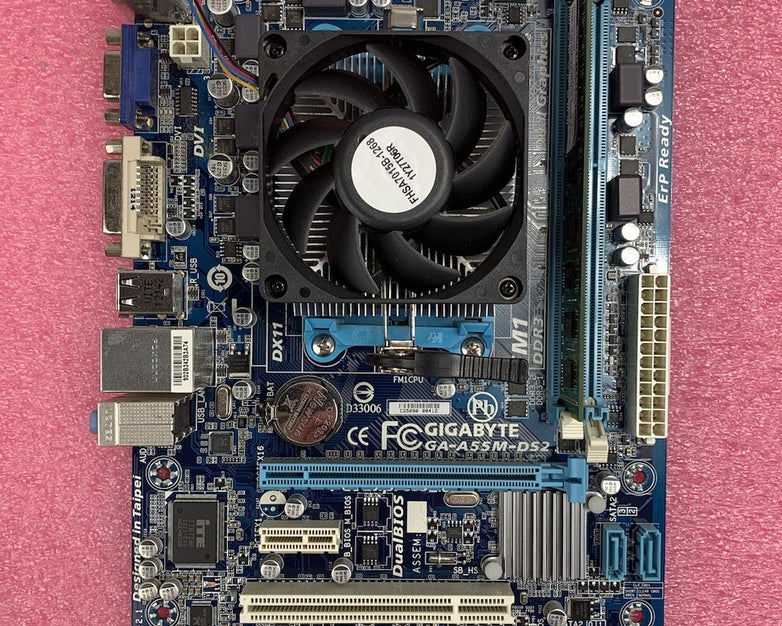 Gigabyte GA-A55M-DS2 Motherboard AMD A6-3670 2.7GHz 4GB RAM w/ Shield