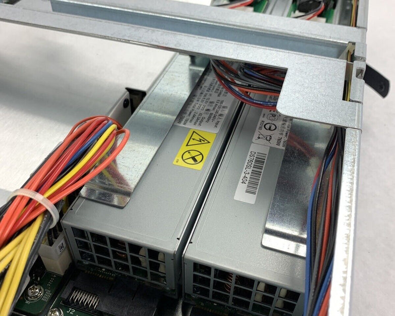 EMC Isilon Storage Array X200 x8DT6 Xeon E5504 2.0 GHz 24 GB Ram No OS No HDD