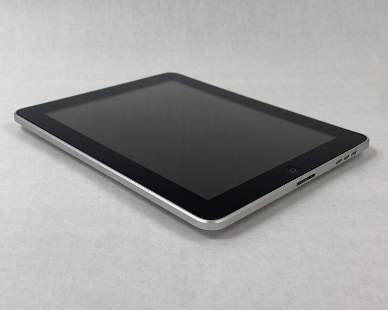 Apple iPad 1st Gen A1219 32GB 9.7" Wi-Fi Silver iOS 5.1.1
