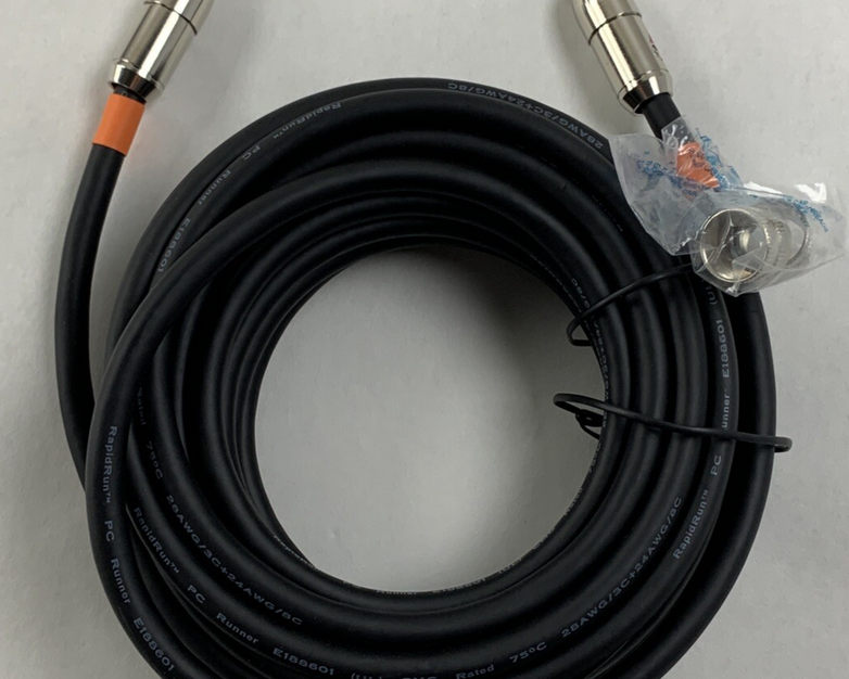 RapidRun E188601 PC Runner Cable 25 Feet 15 Pin Female Connectors Box Opened