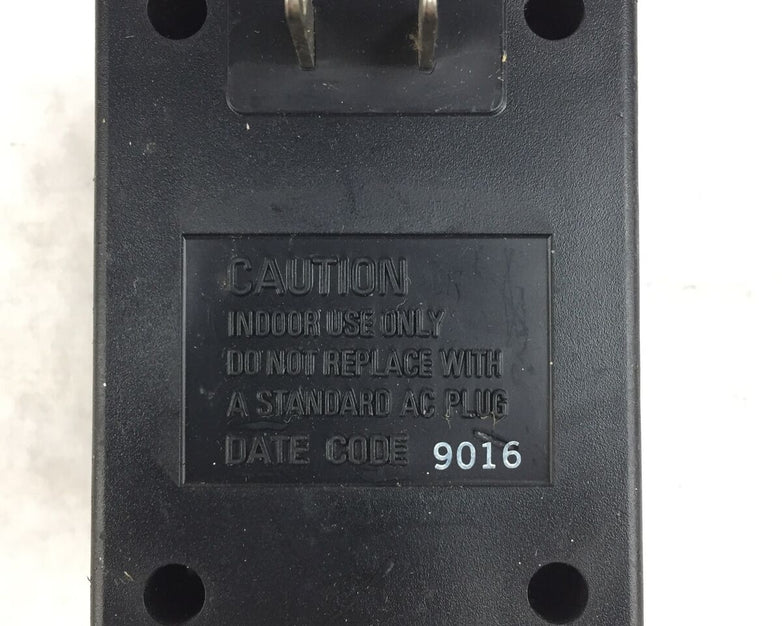 Tamura 820A4470 AC-DC Power Supply IN 120V 60Hz 20W OUT 12V 700mA