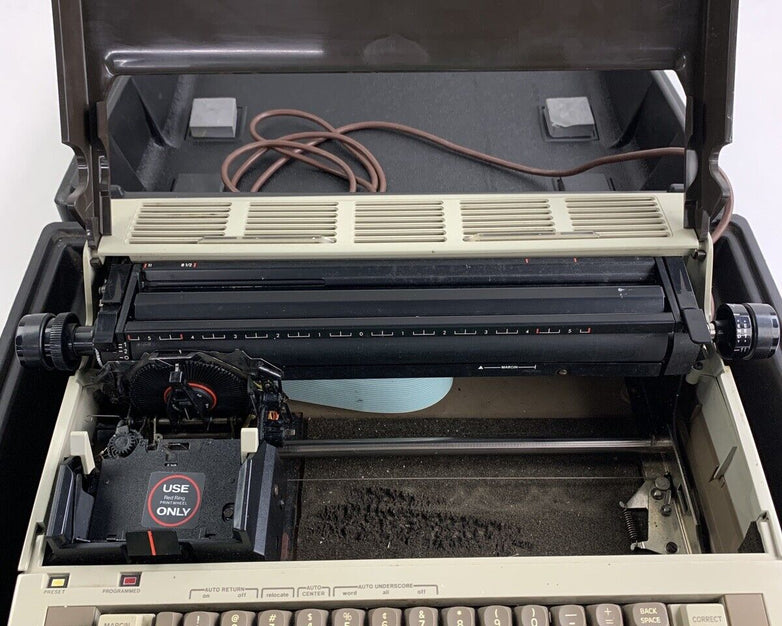 Vintage Smith Corona Memory Correct III Typewriter Types Slowly Parts and Repair