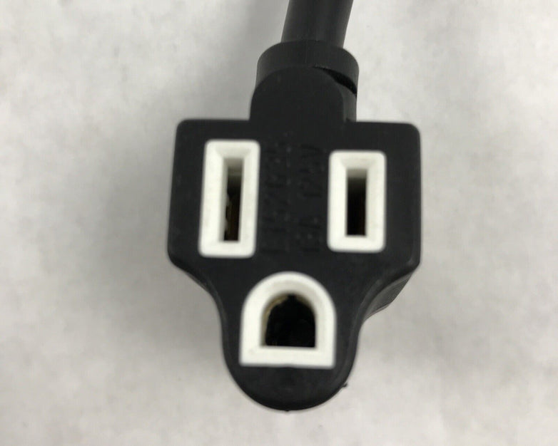 Yung LI YC-15 13A 125V E152635 Pass Through Wall Plug