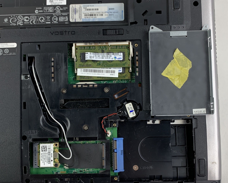 Dell Vostro 3500 Laptop i7 M 640 2.8 GHz 4 GB Ram No OS No HDD No Batt No AC