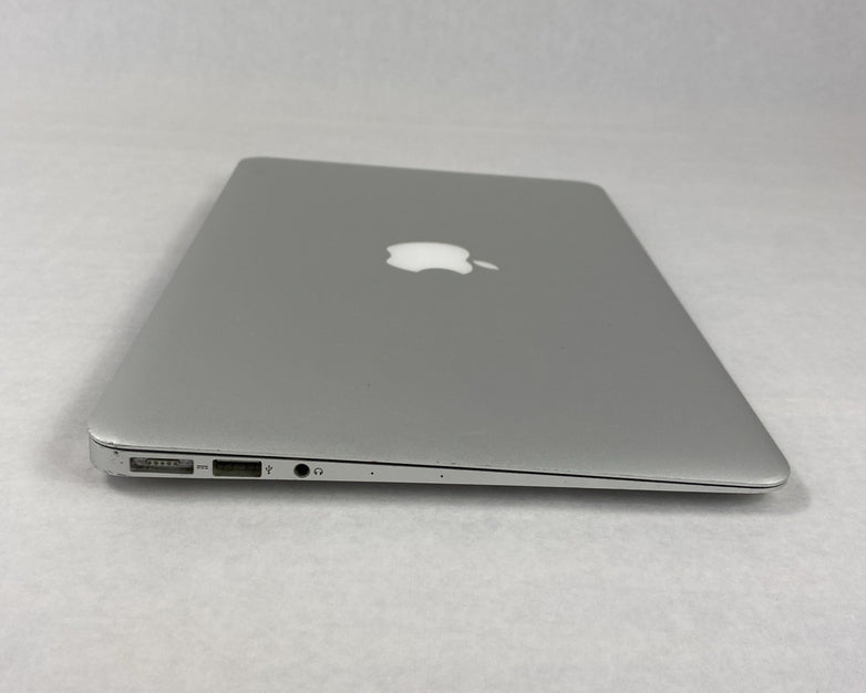 Apple MacBook Air A1465 2015 11" 1.6Ghz i5 4GB RAM 120GB SSD os11.7.1 706 Cycles