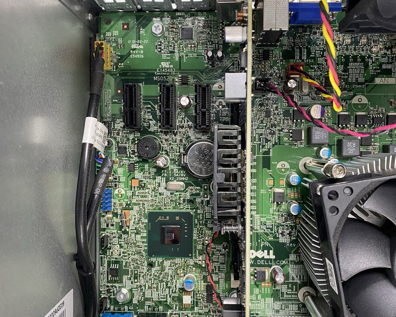 Dell OptiPlex 390 MT Intel Core i5-2400 3.10GHz 4GB RAM No HDD No OS