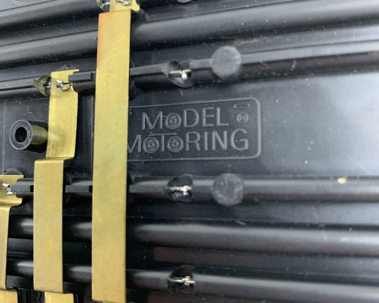 Aurora 1520 Model Motoring 7x Straight Tracks and 1x Terminal Track 9"