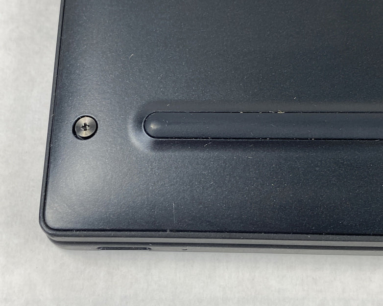 Dell Latitude 7285 12.3" Touch i5-7Y57 1.20 GHz 8 GB RAM No HDD No OS